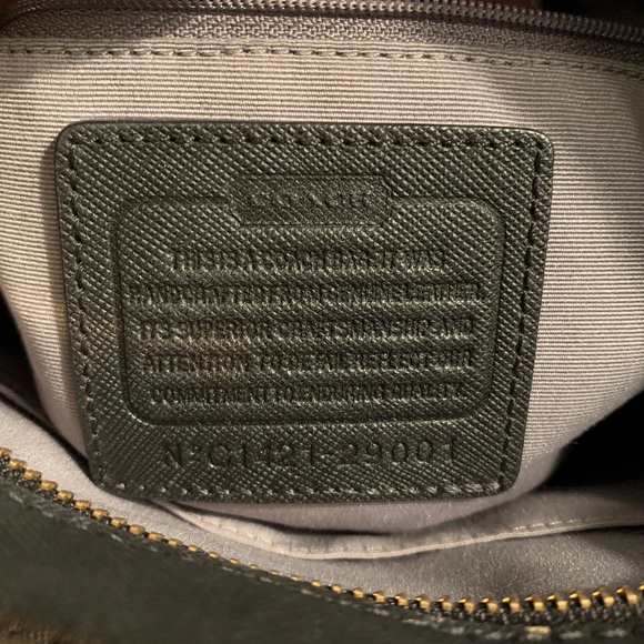 COACH small tote black with gold hardware - Picture 5 of 5